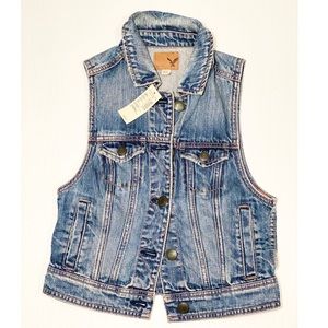 NWT American Eagle Jean Distressed Vest Size XS